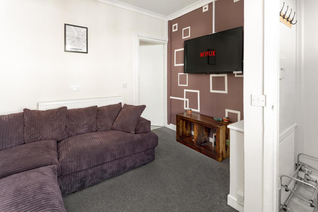 Cosy Anfield Guesthouse - Free Parking Liverpool Exterior foto